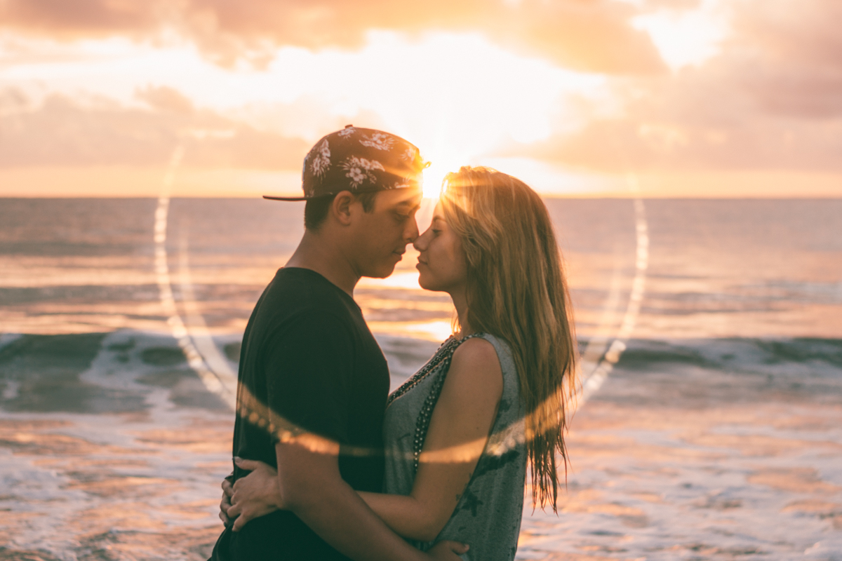 Flare. Casal na praia