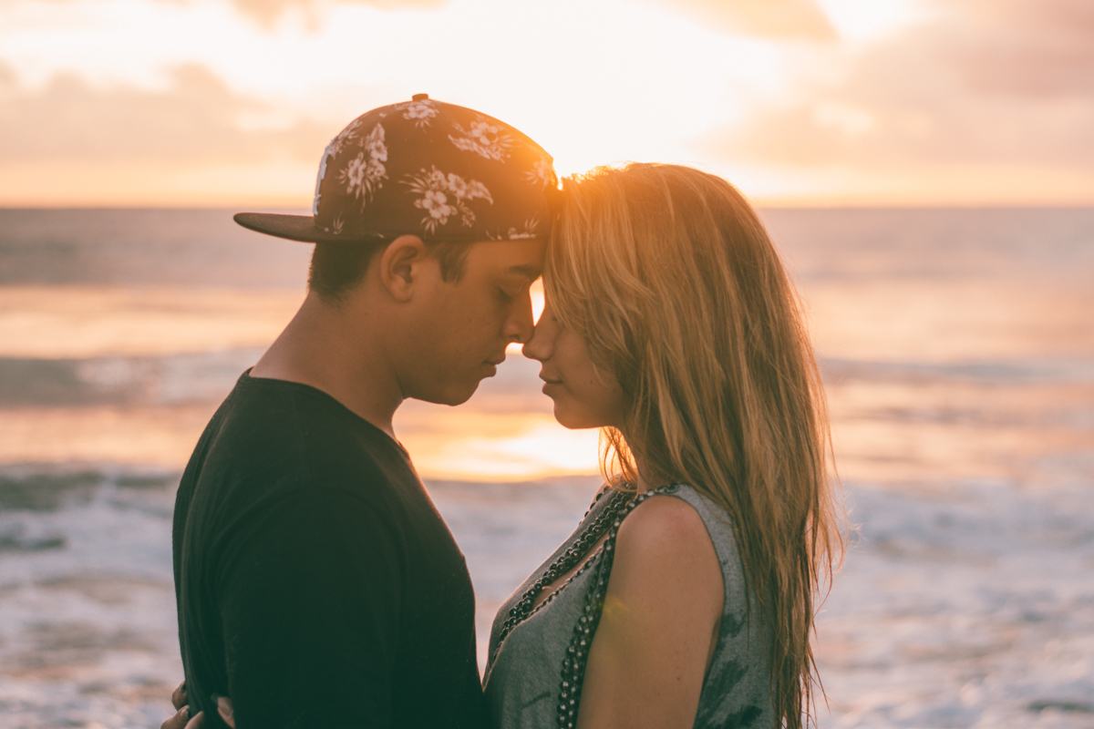 Foto romântica. Casal na praia