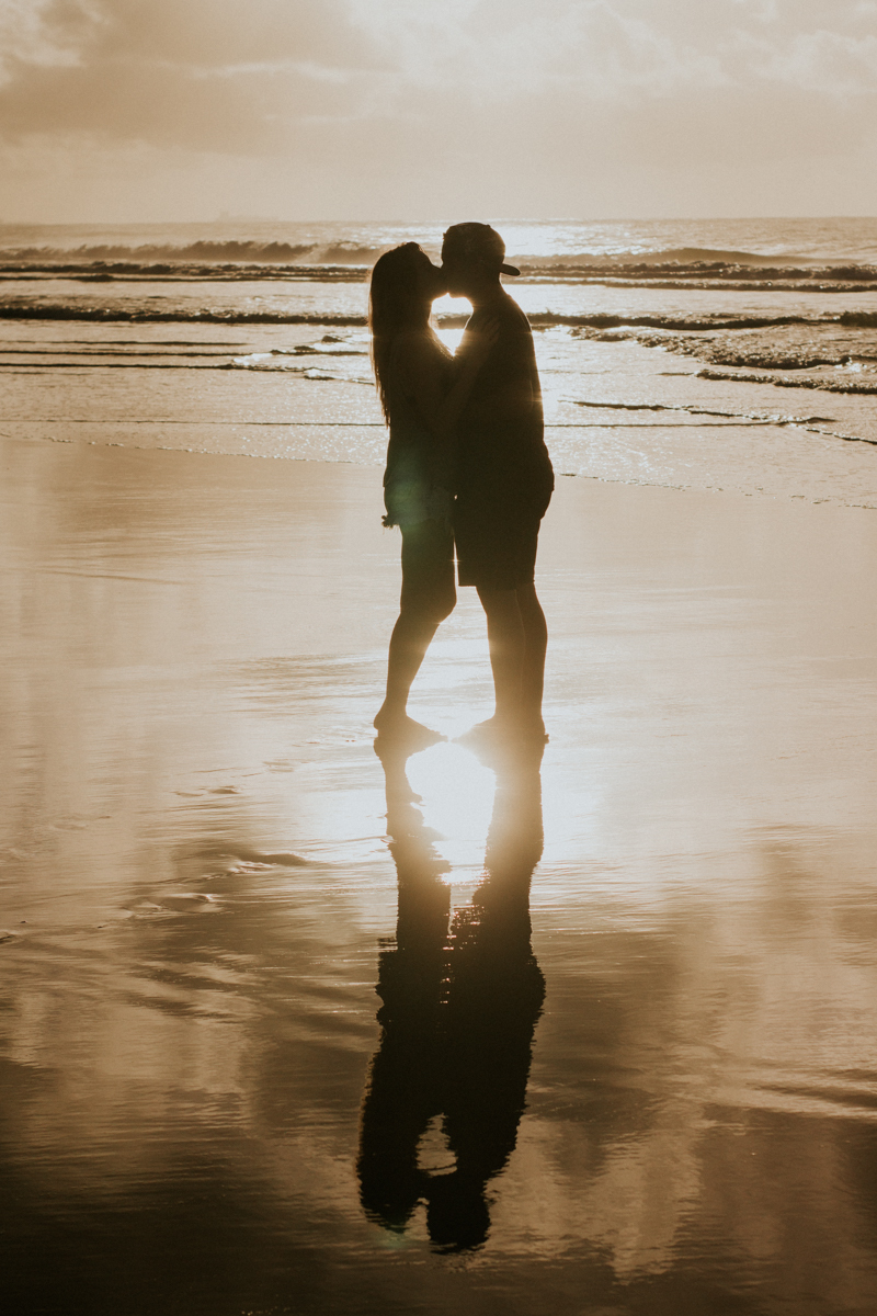reflexo na areia da praia