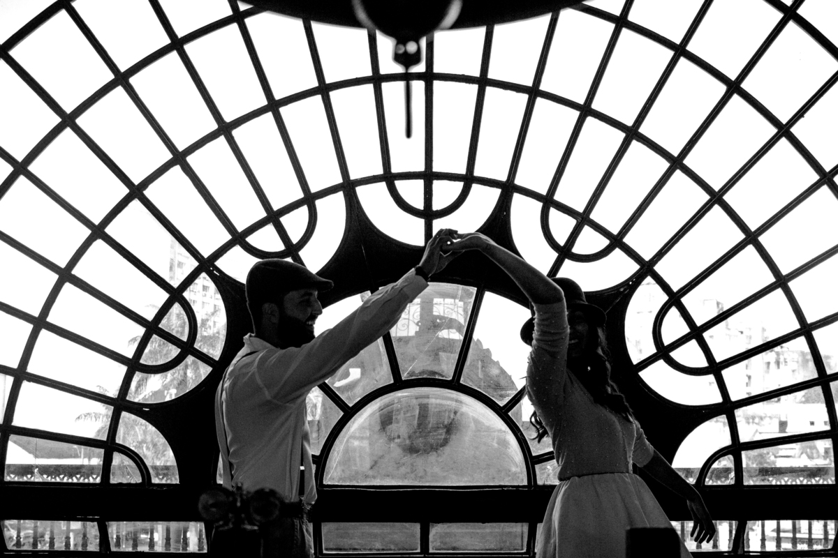 Casal dançando