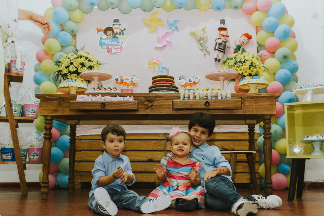 Festa de aniversário tema mundo bita
