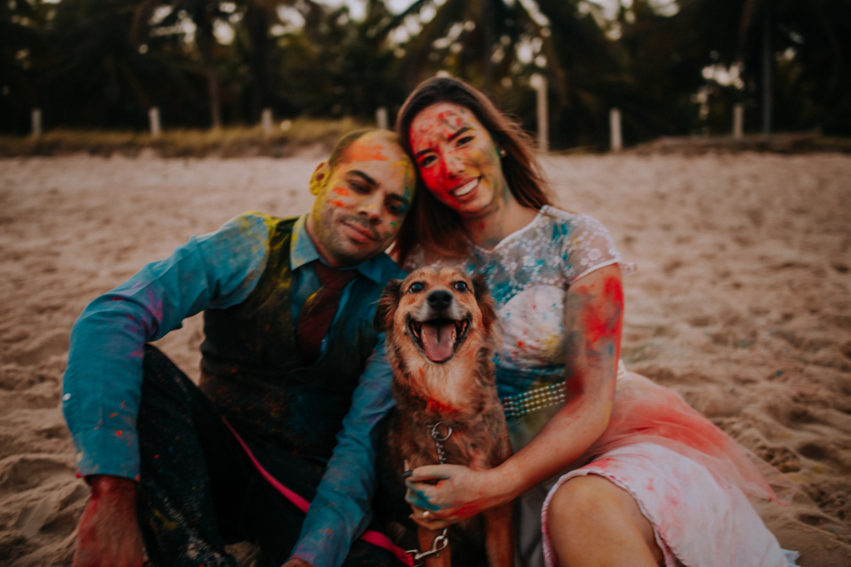 foto em família sujos de tinta
