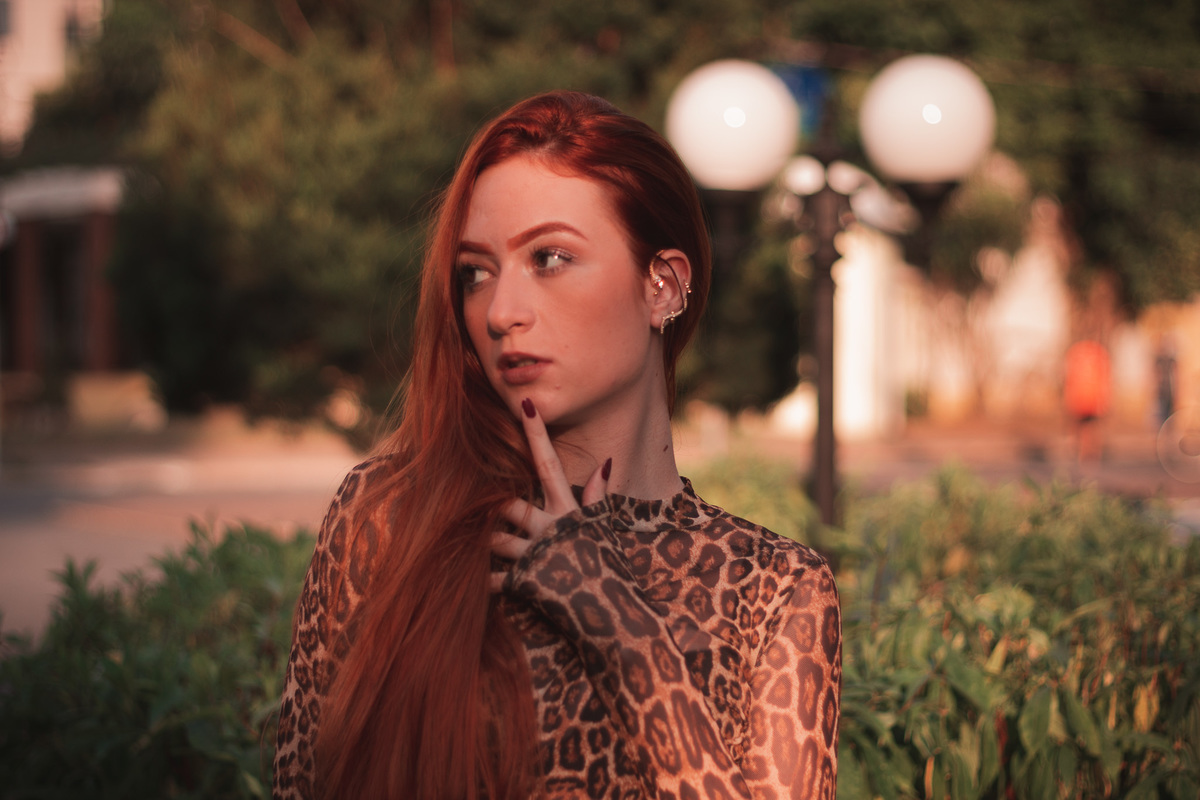 Ensaio fotográfico feminino na cidade em Praia Grande - SP, fotógrafo Fernando Freire na baixada santista.
