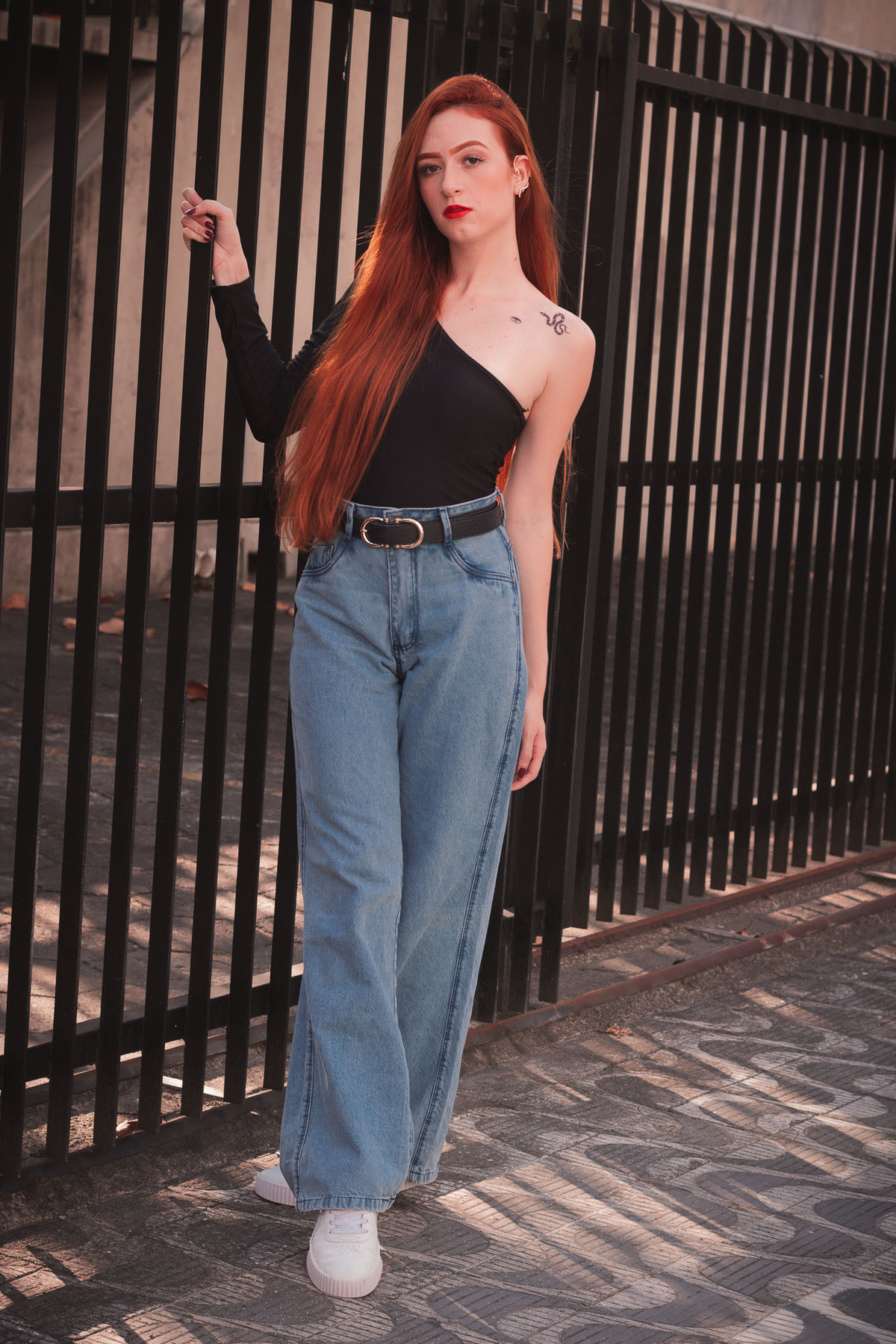 Ensaio fotográfico feminino na cidade em Praia Grande - SP, fotógrafo Fernando Freire na baixada santista.