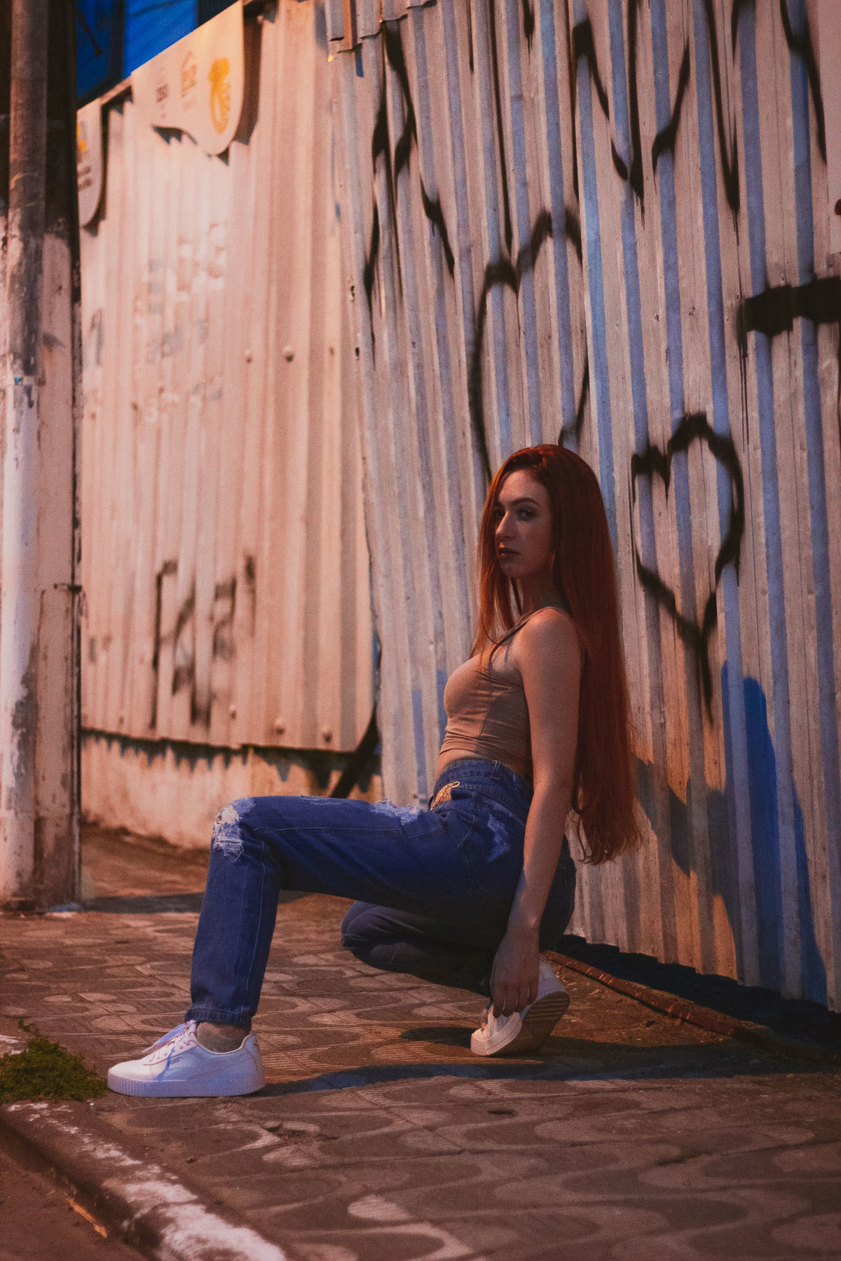 Ensaio fotográfico feminino na cidade em Praia Grande - SP, fotógrafo Fernando Freire na baixada santista.
