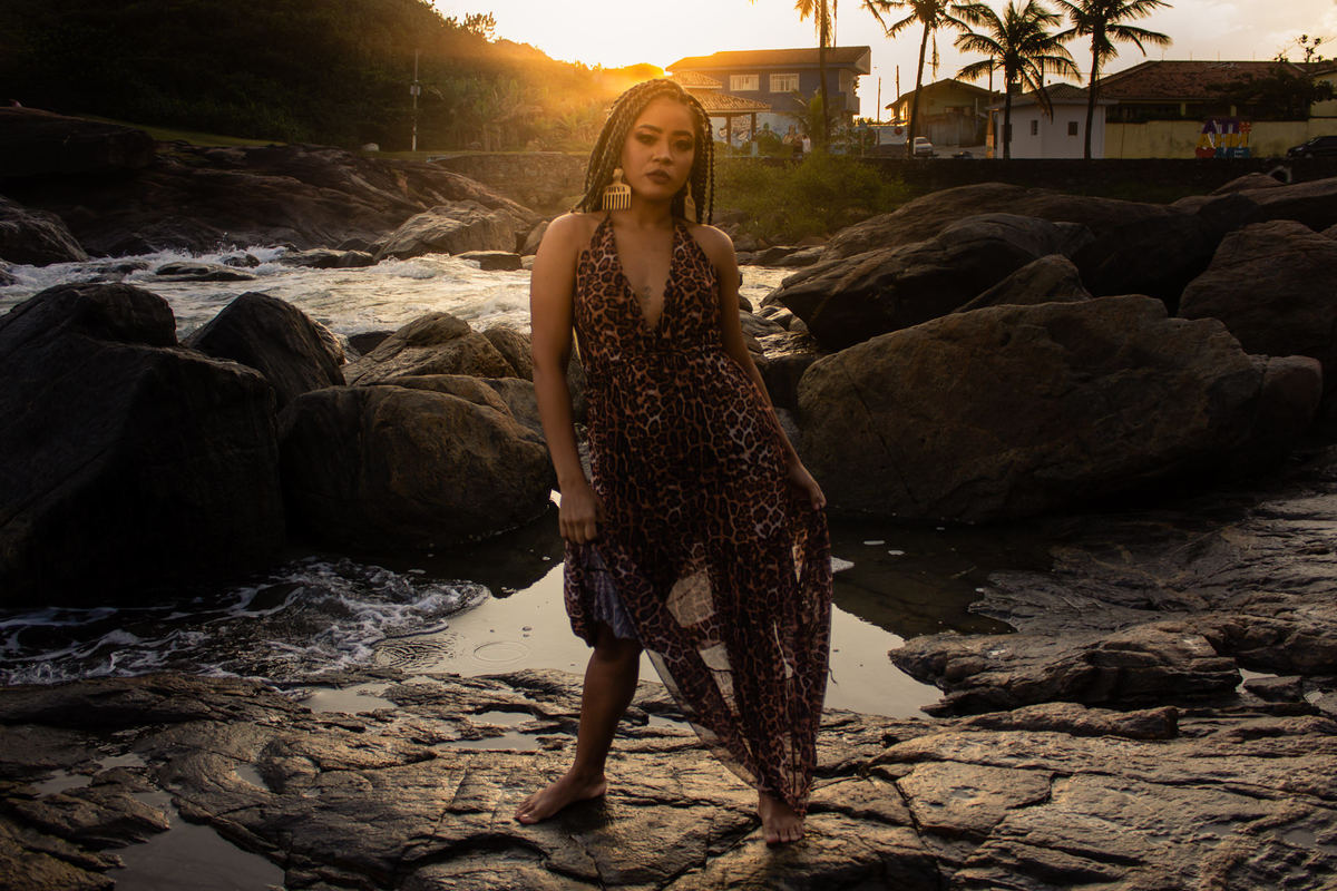Ensaio fotográfico feminino na Praia dos Sonhos em Itanhaém - SP, Baixada Santista, por Fotógrafo Fernando Freire
