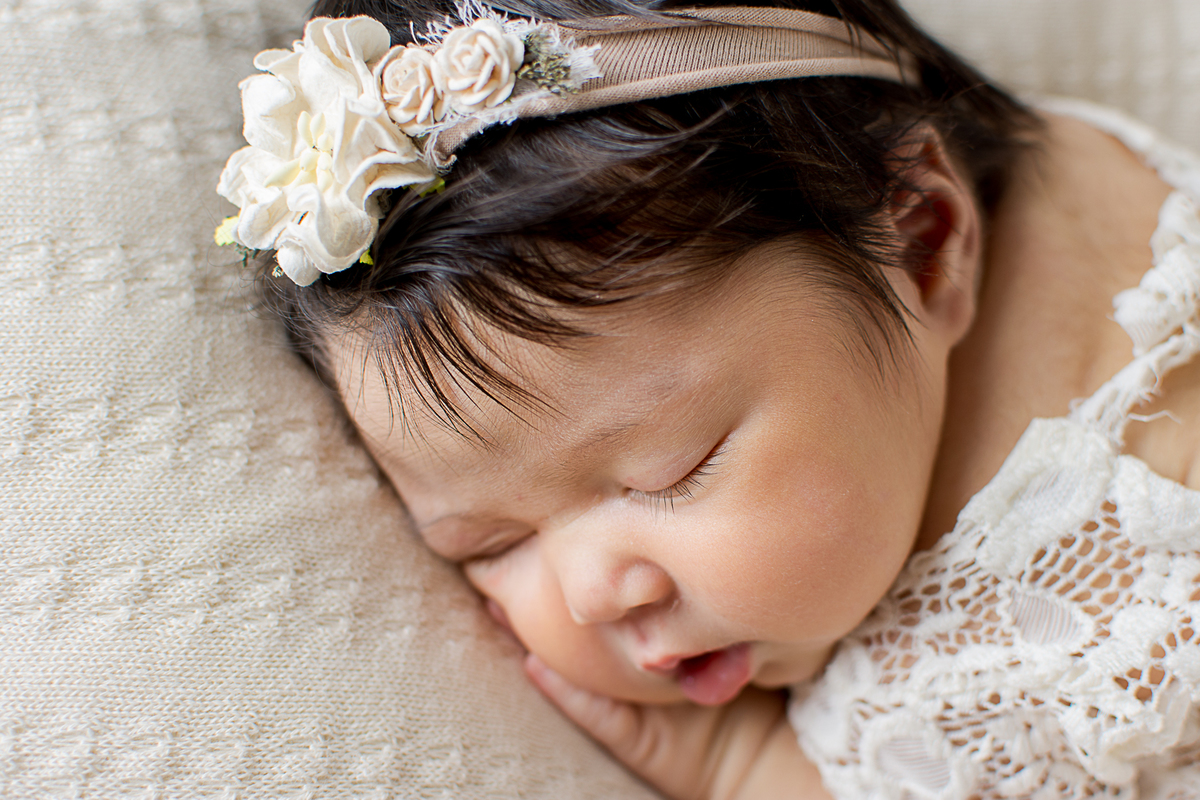 newborn são jose dos campos são paulo Ensaio recen nascido Ensaio bebe gestante amor fotografia nailie lucchesi fotografia fotografo estudio fotos com amor profissional 