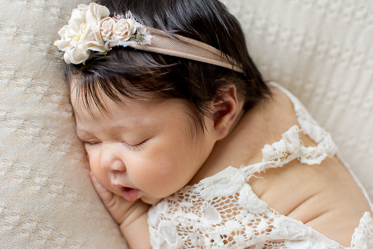 newborn são jose dos campos são paulo Ensaio recen nascido Ensaio bebe gestante amor fotografia nailie lucchesi fotografia fotografo estudio fotos com amor profissional 