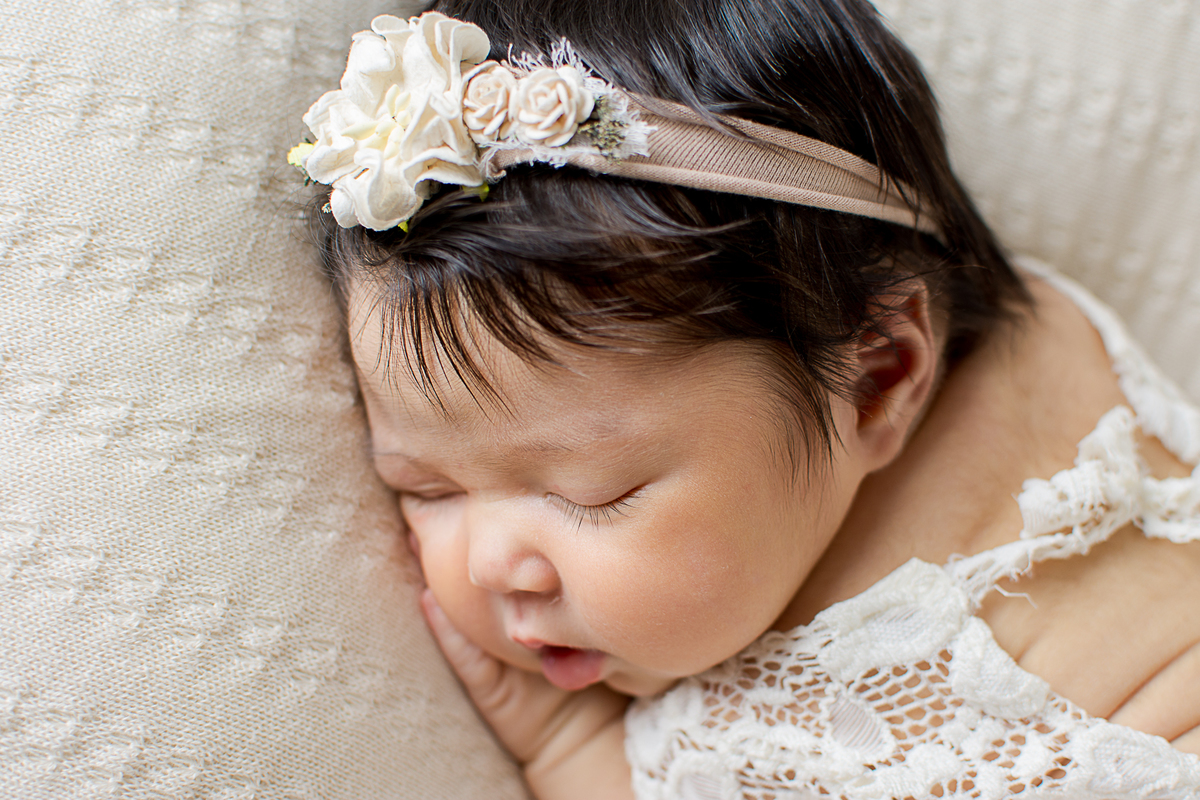 newborn são jose dos campos são paulo Ensaio recen nascido Ensaio bebe gestante amor fotografia nailie lucchesi fotografia fotografo estudio fotos com amor profissional 