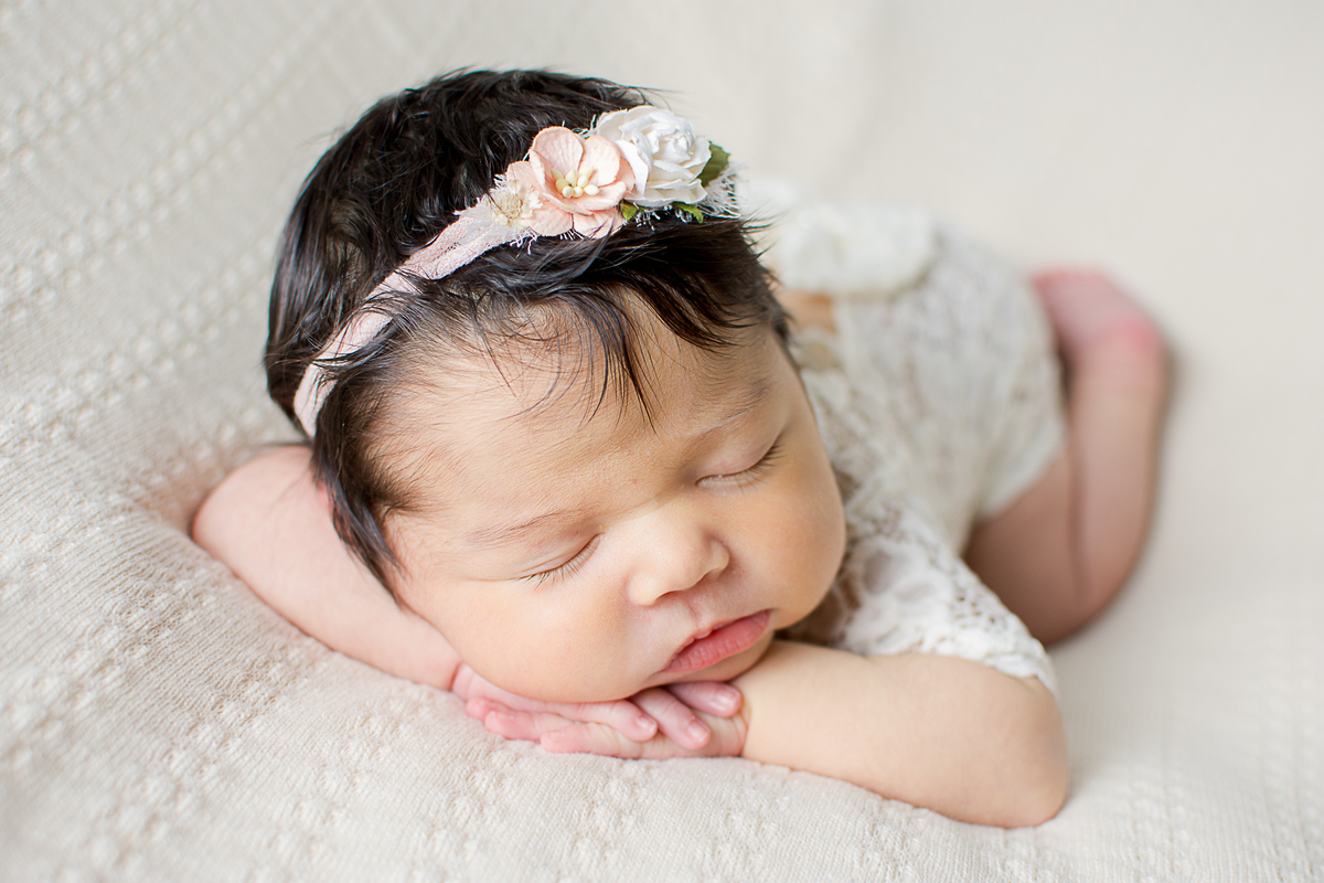 newborn são jose dos campos são paulo Ensaio recen nascido Ensaio bebe gestante amor fotografia nailie lucchesi fotografia fotografo estudio fotos com amor profissional 