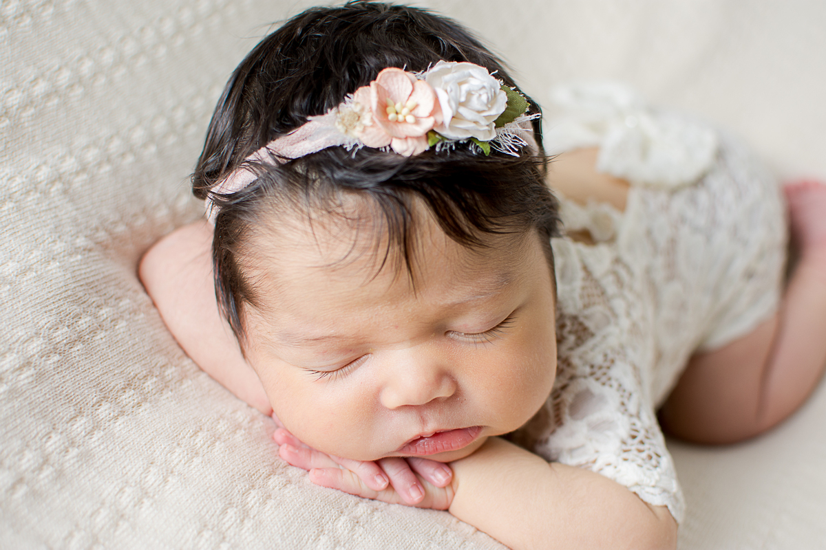 newborn são jose dos campos são paulo Ensaio recen nascido Ensaio bebe gestante amor fotografia nailie lucchesi fotografia fotografo estudio fotos com amor profissional 