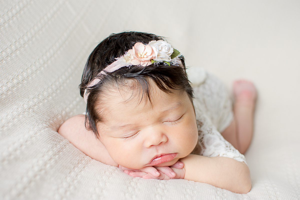 newborn são jose dos campos são paulo Ensaio recen nascido Ensaio bebe gestante amor fotografia nailie lucchesi fotografia fotografo estudio fotos com amor profissional 