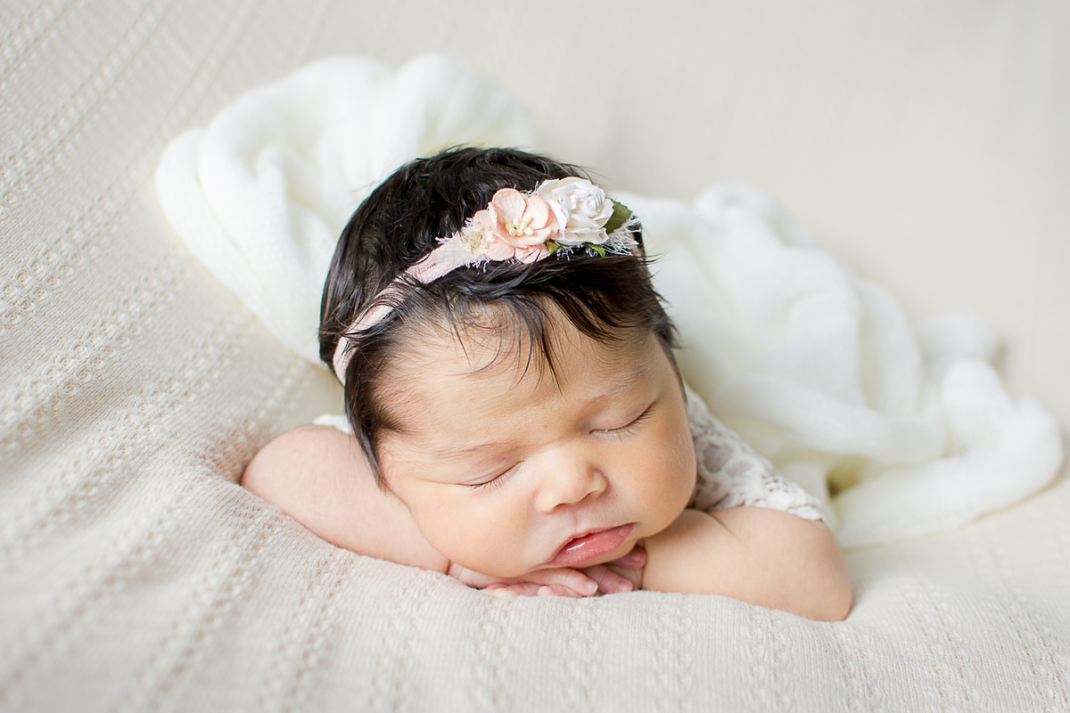 newborn são jose dos campos são paulo Ensaio recen nascido Ensaio bebe gestante amor fotografia nailie lucchesi fotografia fotografo estudio fotos com amor profissional 