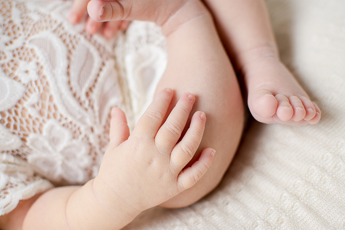 newborn são jose dos campos são paulo Ensaio recen nascido Ensaio bebe gestante amor fotografia nailie lucchesi fotografia fotografo estudio fotos com amor profissional 