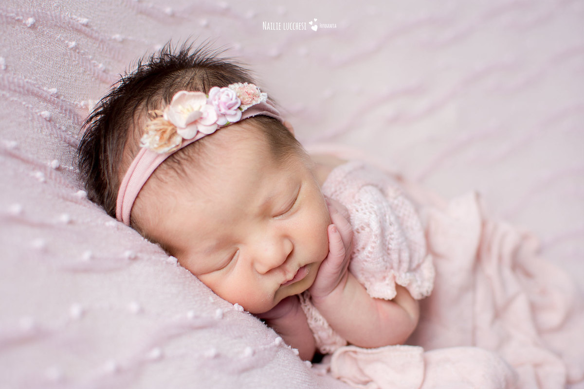 newborn são jose dos campos são paulo Ensaio recen nascido Ensaio bebe gestante amor fotografia nailie lucchesi fotografia fotografo estudio fotos com amor profissional 