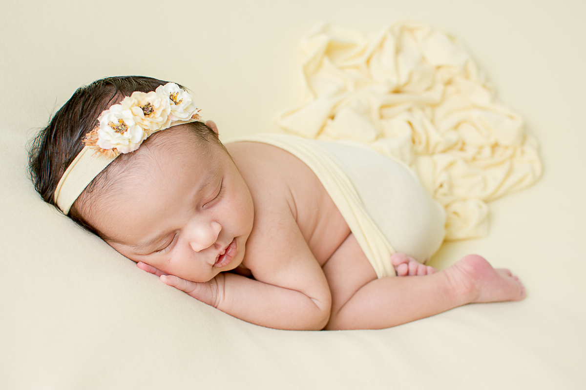 Ensaio newborn da Alice realizado em São José dos Campos - SP no estudio nailie lucchesi fotografia, a alice estava com 11 dias de vida, e foi uma verdadeira princesinha, se comportou muito bem e me permitiu fazer lindas fotos!