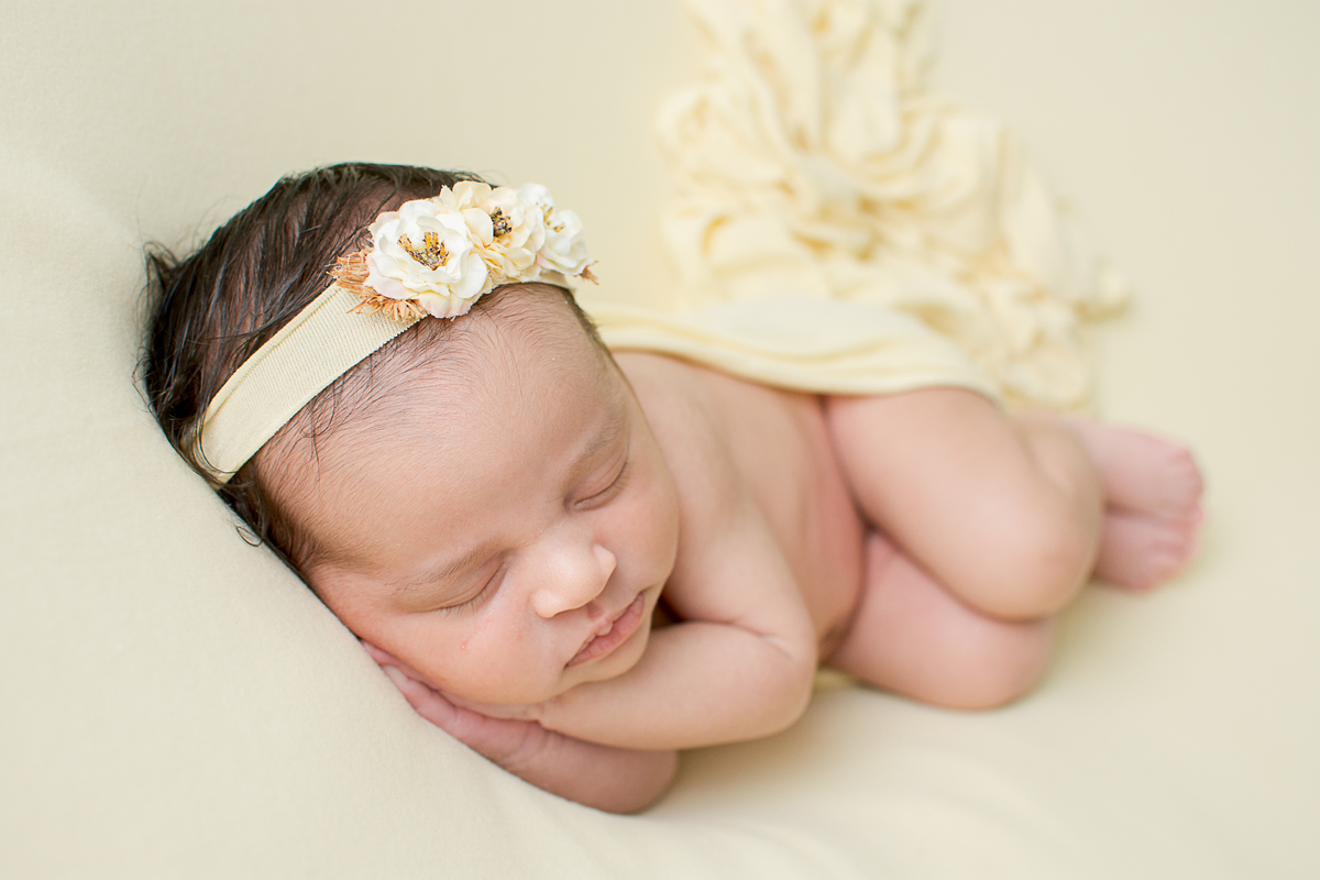 Ensaio newborn da Alice realizado em São José dos Campos - SP no estudio nailie lucchesi fotografia, a alice estava com 11 dias de vida, e foi uma verdadeira princesinha, se comportou muito bem e me permitiu fazer lindas fotos!