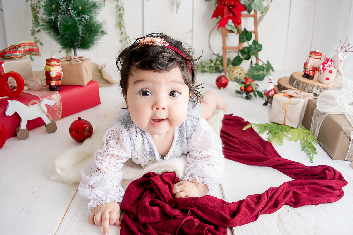 Ensaio newborn realizado no estudio amora e fotografado por nailie lucchesi