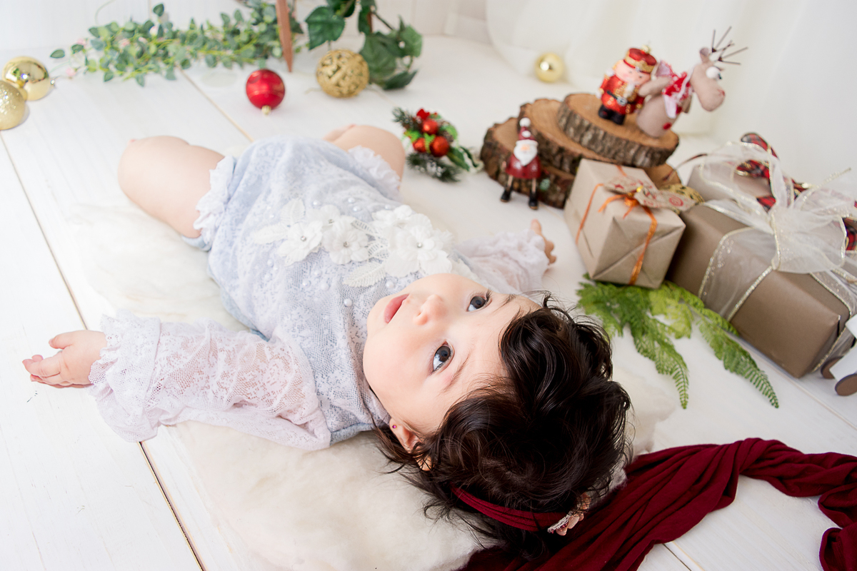 Ensaio newborn realizado no estudio amora e fotografado por nailie lucchesi