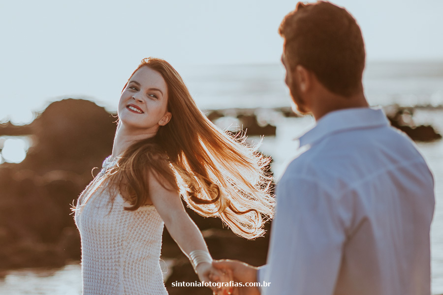 pré wedding pré casamento nascer do sol save the date fotos ensaio fotografia casal Serra Espirito Santo Vitória sintonia fotografias casamento wedding noiva bride