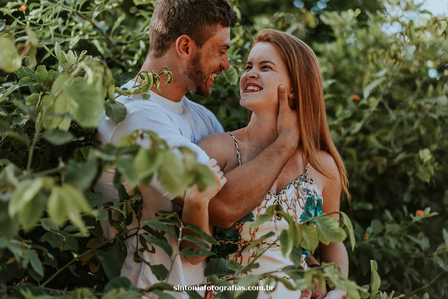 pré wedding pré casamento nascer do sol save the date fotos ensaio fotografia casal Serra Espirito Santo Vitória sintonia fotografias casamento wedding noiva bride