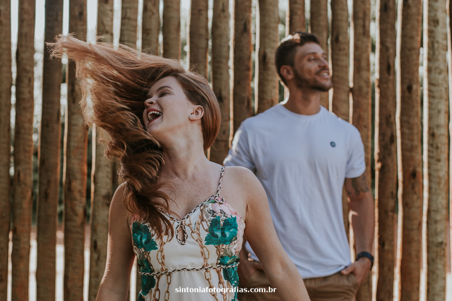 pré wedding pré casamento nascer do sol save the date fotos ensaio fotografia casal Serra Espirito Santo Vitória sintonia fotografias casamento wedding noiva bride