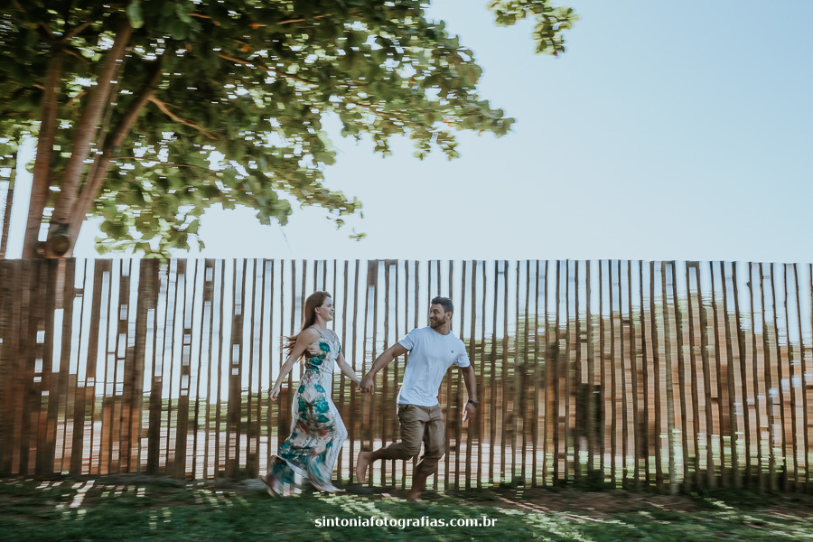 pré wedding pré casamento nascer do sol save the date fotos ensaio fotografia casal Serra Espirito Santo Vitória sintonia fotografias casamento wedding noiva bride