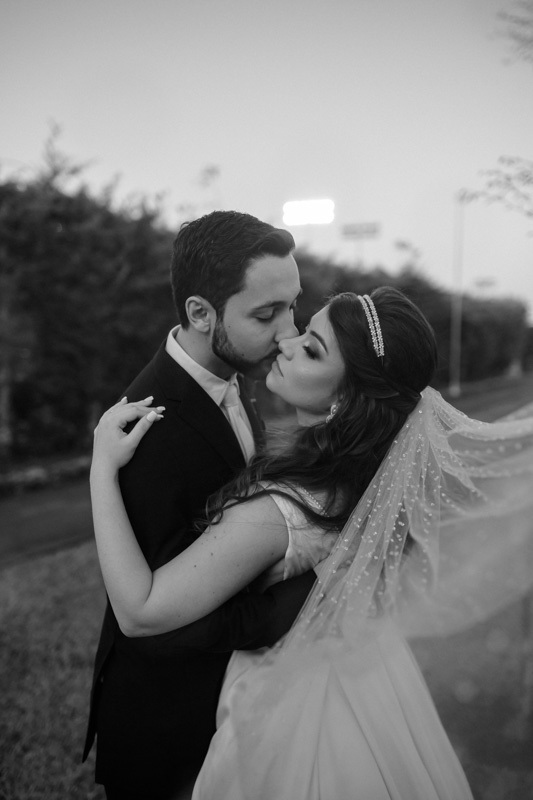 casamento por marcus espindola fotografia ano 2022 momentos da cerimonia de casamento ao ar livre e ensaio do casal recem casados ao por do sol no clube gaucho