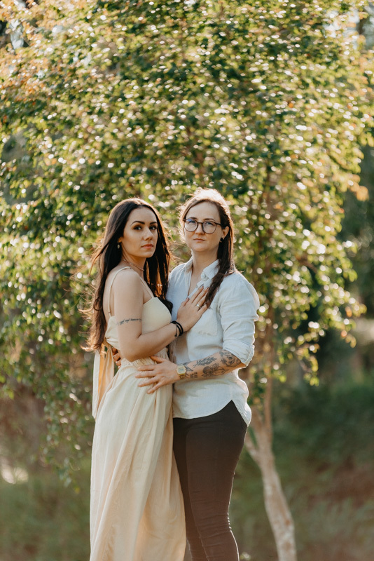 marcus espindola fotografia ensaio de casal lgbt em santo angelo no santuario da buriti pose delas muito lindas