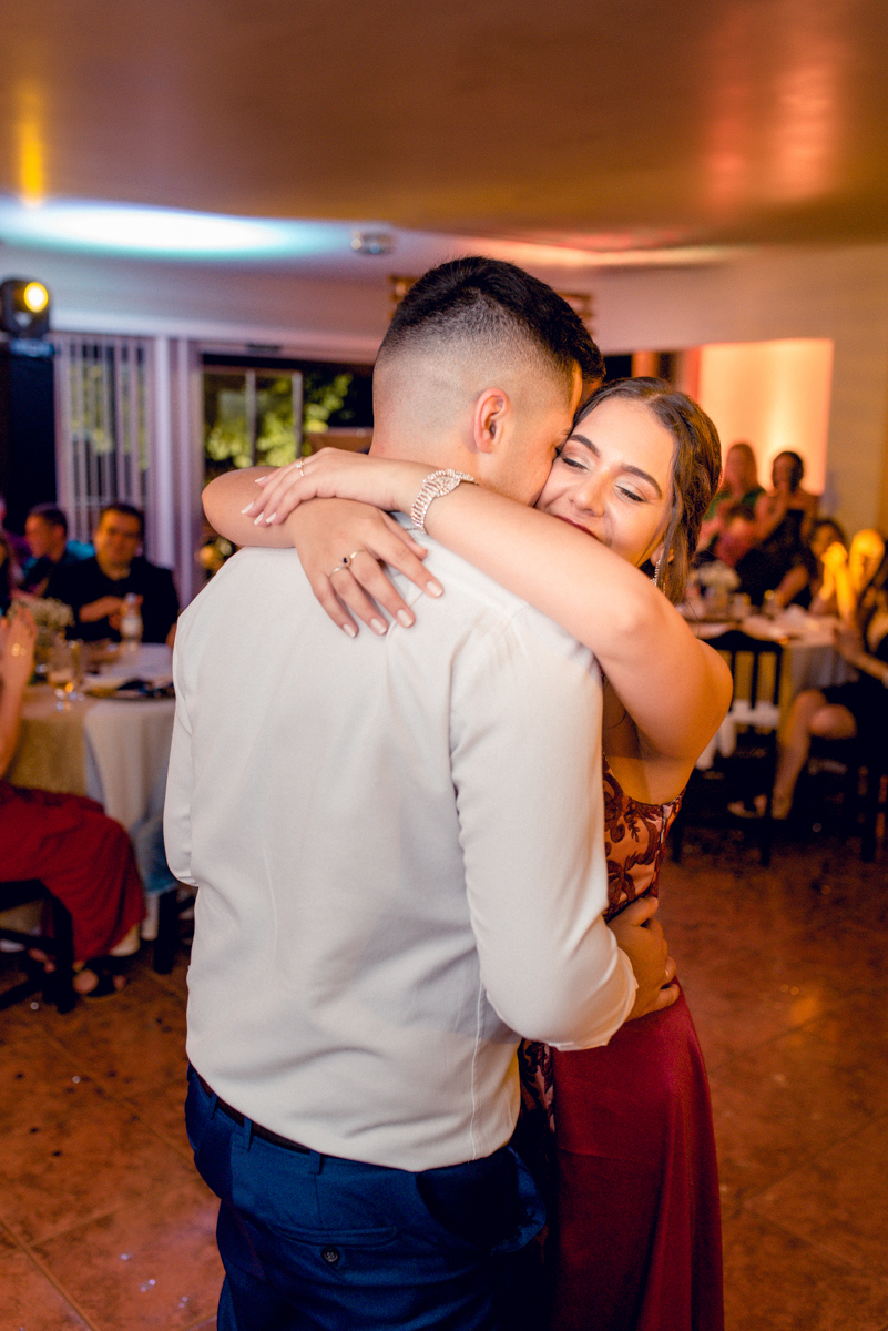 Formatura de Arquitetura na cidade de Santo Ângelo, pela Universidade Regional Integrada de Santo Ângelo/URI.
Produção maquiagem e cabelo por @azevedojo, colação de grau na Praça da Catedral Angelopolitana.
