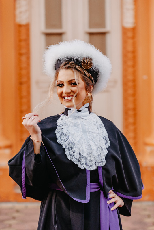 marcus-espindola-fotografia-de-formatura-na-praca-da-catedral-santo-angelo-pedagogia