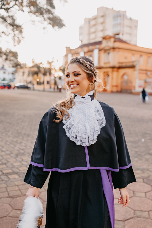 marcus-espindola-fotografia-de-formatura-na-praca-da-catedral-santo-angelo-pedagogia