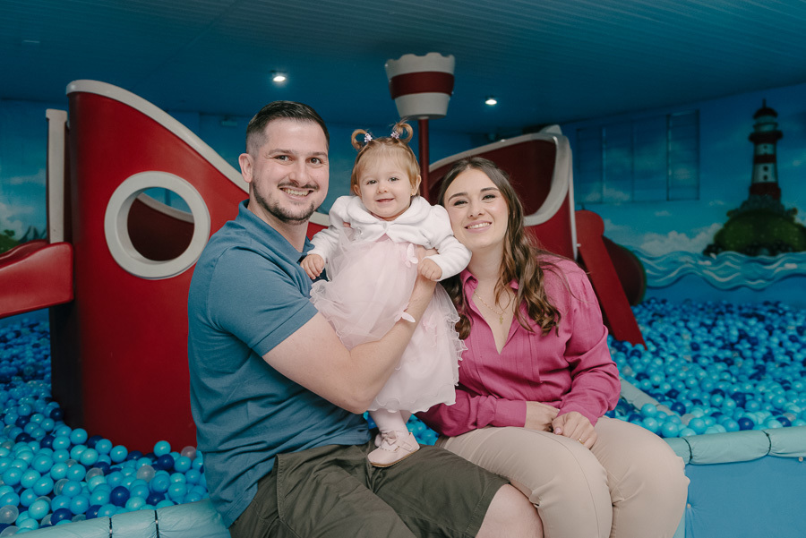 Até os personagens do momento entram na festa! A fotografia garante que as atrações especiais e a reação das crianças sejam eternizadas. Um diferencial para seu aniversário infantil em São José dos Campos.