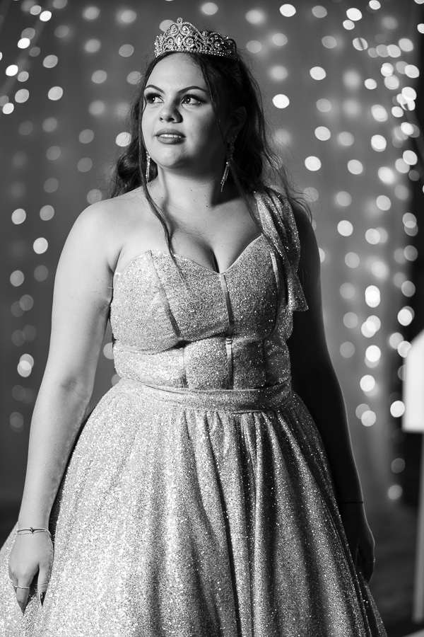 Inspiração para book externo: Confira este ensaio de debutante incrível realizado ao ar livre (Link Rodapé 1).