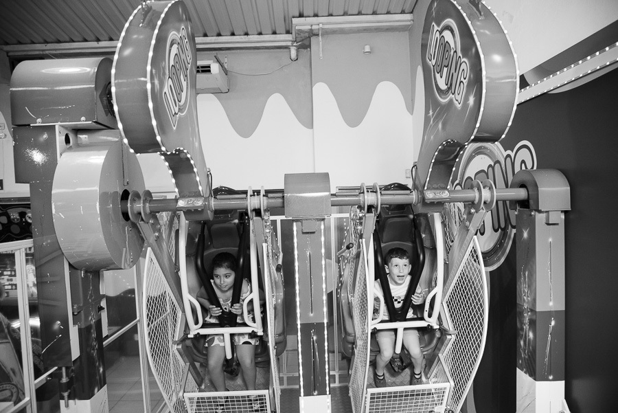 Os detalhes da máquina de diversão. Um clique que valoriza a estrutura do buffet e o cenário onde todas as aventuras da festa do João aconteceram.