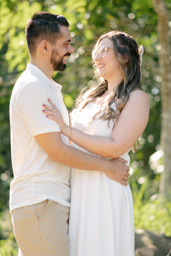Ensaio Pré-Wedding Tainara e Juliano: fotos na natureza e no Hioki Sushi em São José dos Campos. Como fotógrafo de casamento em SJC e Vale do Paraíba, registro histórias reais com estilo e emoção. Veja este ensaio de casal e inspire-se para o seu