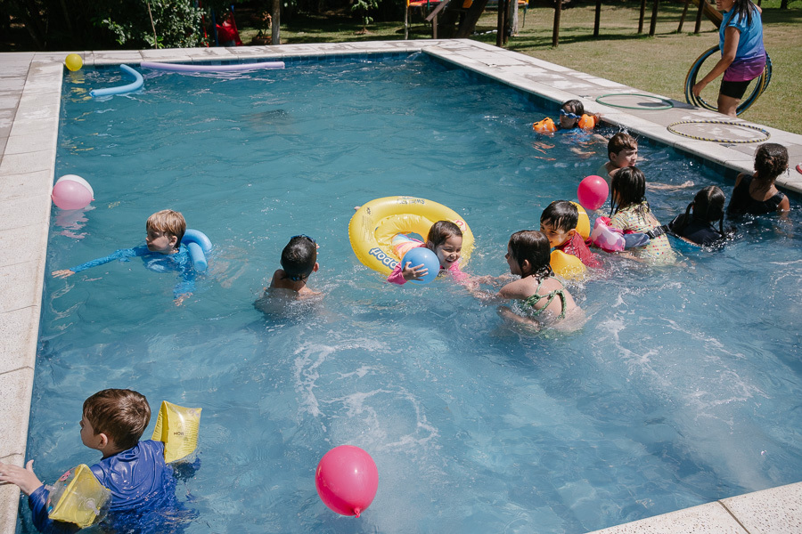 Cada ângulo, uma nova perspectiva da festa. Uma cobertura fotográfica completa busca os melhores enquadramentos para contar a história do dia de forma dinâmica e interessante.
