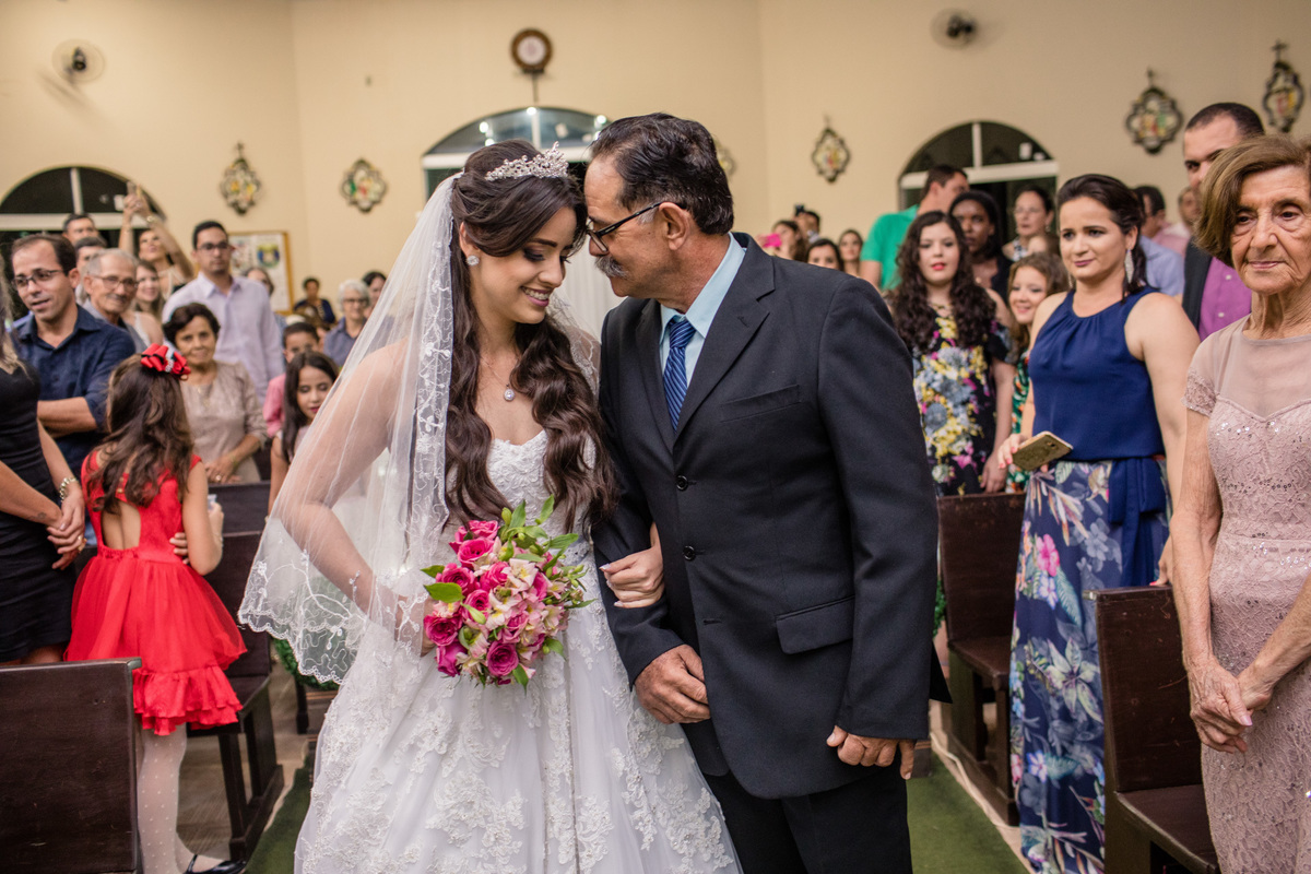 carinho do pai com a noiva - Alcinópolis - MS