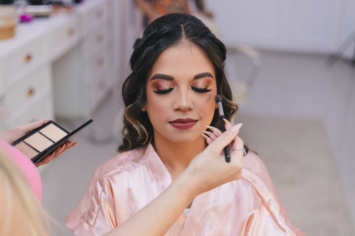 Festa de Aniversário de 15 Anos da Eloisa Marthos no Espaço Atmosphera | sonho de princesa valsa cerimonia vestido inspiração ideias criatividade floral princesa | fotógrafo em Guarujá Ton Prans Fotografia