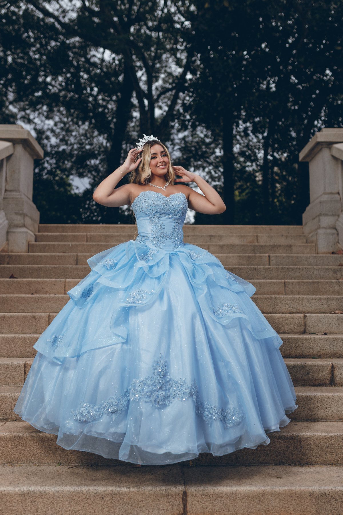 ensaio fotografico book debutante 15 anos ensaio fotográfico book debutante 15 anos museu ipiranga realeza vestido princesa Disney Cinderela Cinderella | inspiração ideias criatividade poses modelo | fotografo em Guarujá Ton Prans Fotografia