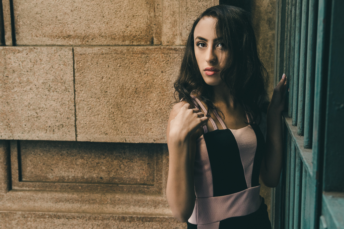 ensaio book debutante 15 anos no Centro Historico de Santos Bolsa do Cafe | fotografo em Guaruja Ton Prans Fotografia