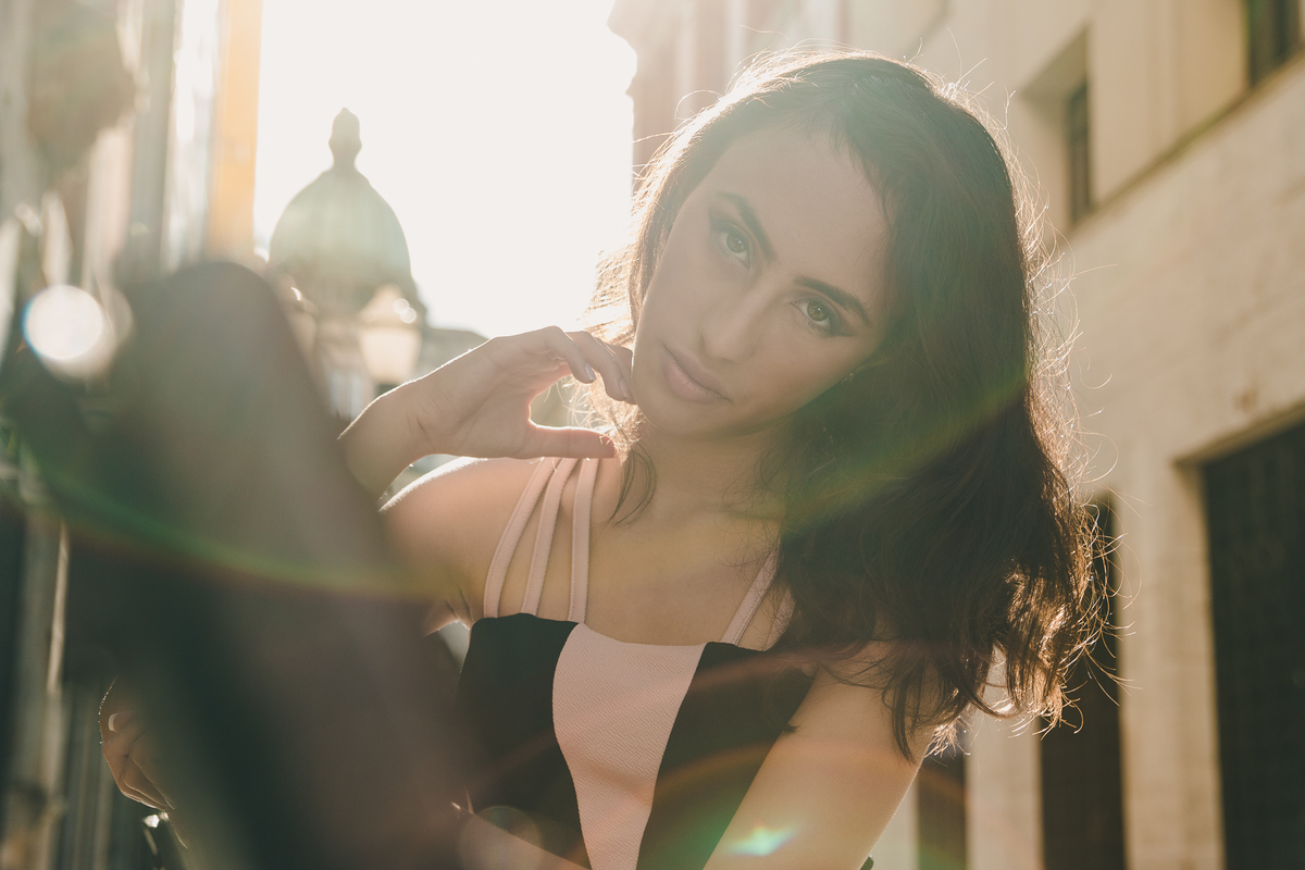 ensaio book debutante 15 anos no Centro Historico de Santos Bolsa do Cafe | fotografo em Guaruja Ton Prans Fotografia