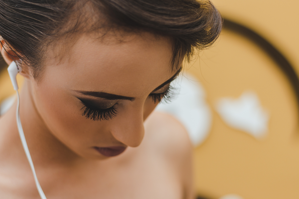 fotografia making of debutante 15 anos no Studio Bruna Lira e Suzana Filiero maquiagem makeup make | fotografo em Guaruja Ton Prans Fotografia