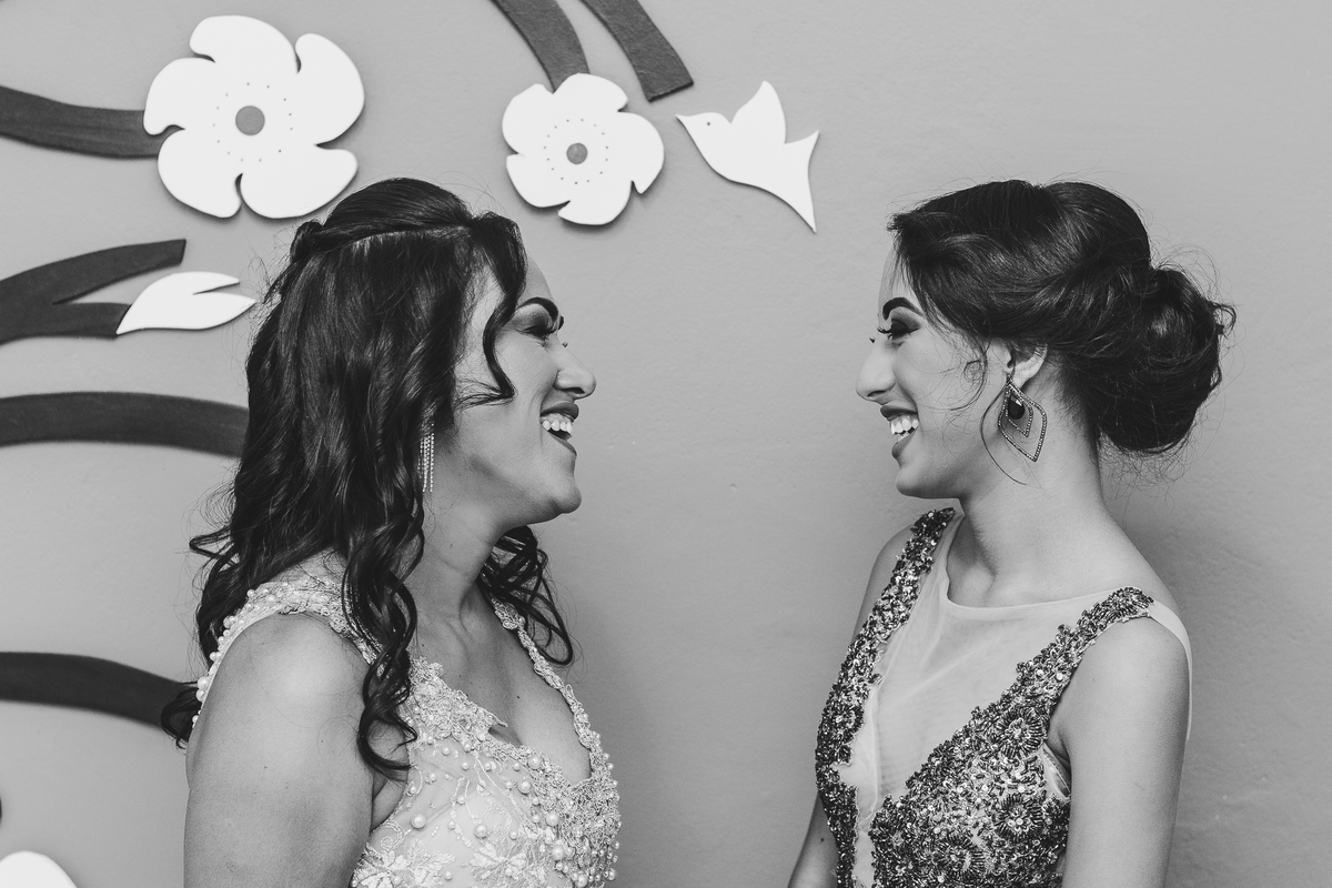 fotografia making of debutante 15 anos no Studio Bruna Lira e Suzana Filiero maquiagem makeup make | fotografo em Guaruja Ton Prans Fotografia