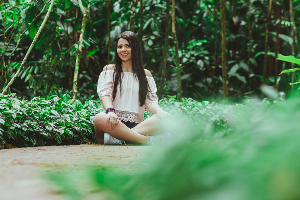 ensaio fotografico book debutante 15 anos na praia do Iporanga | inspiracao ideias criatividade poses modelo | fotografo em Guaruja Ton Prans Fotografia