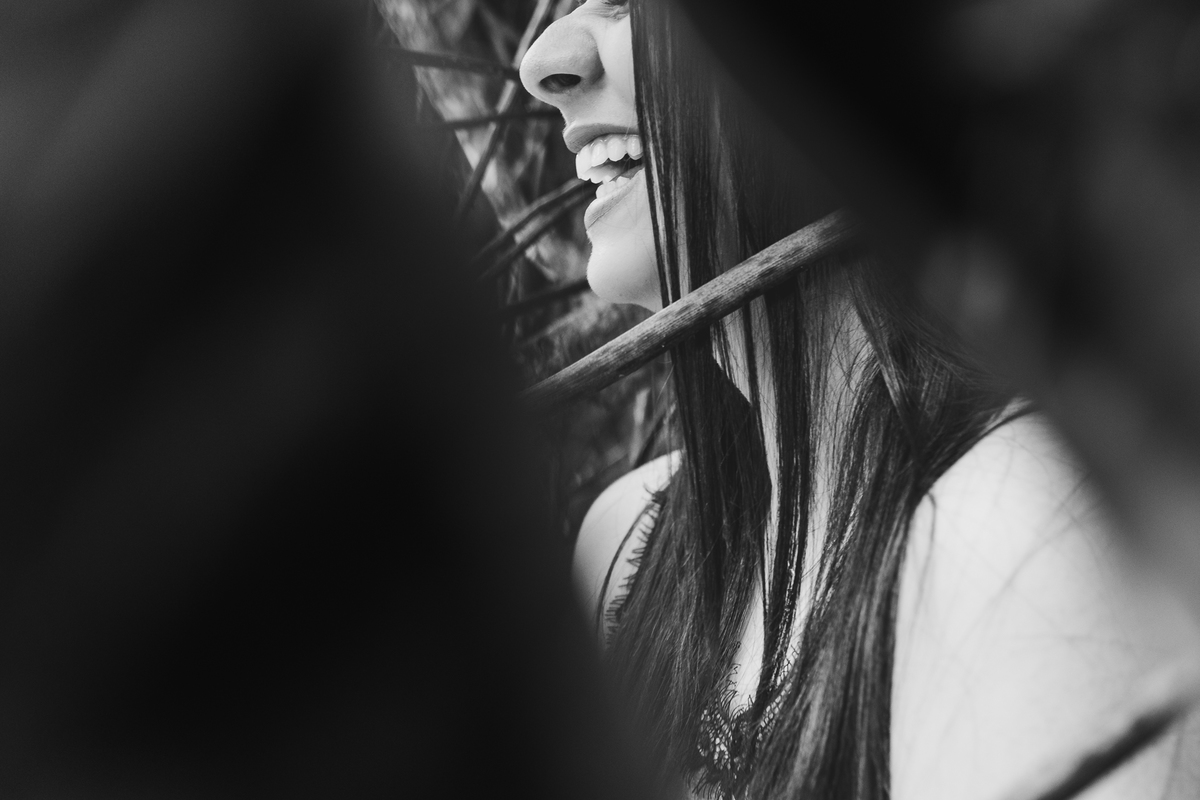 ensaio fotografico book debutante 15 anos na praia do Iporanga | inspiracao ideias criatividade poses modelo | fotografo em Guaruja Ton Prans Fotografia