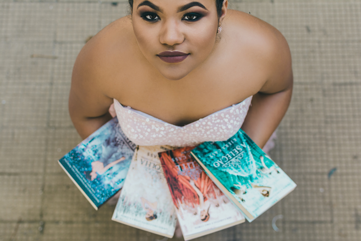 ensaio fotografico book debutante 15 anos na Pinacoteca Benedicto Calixto em Santos inspiracao no livro A Selecao (The Selection) | fotografo em Guaruja Ton Prans Fotografia