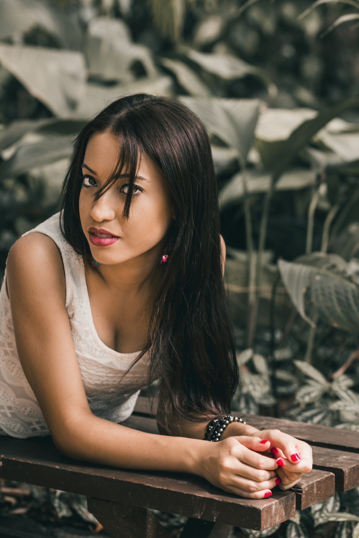 ensaio fotografico book 18 anos na Praia Conchas | inspiracao ideias criatividade poses modelo | fotografo em Guaruja Ton Prans Fotografia