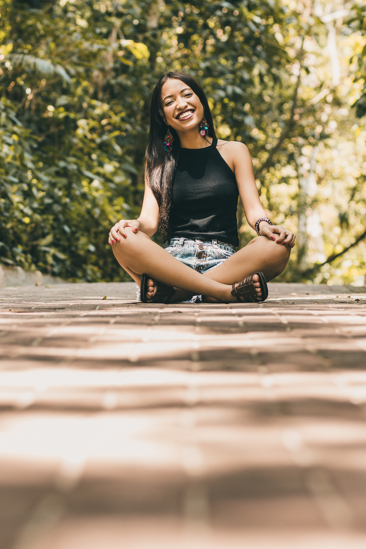 ensaio fotografico book 18 anos na Praia Conchas | inspiracao ideias criatividade poses modelo | fotografo em Guaruja Ton Prans Fotografia