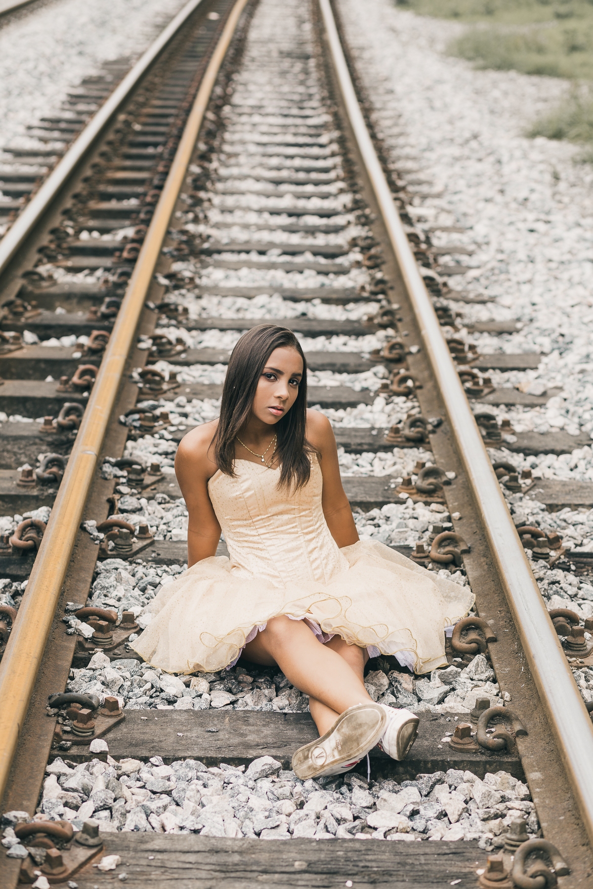 Ton Prans Fotografia | Ensaio debutante 15 anos da Fernanda no centro de Santos, Bonde Turístico, Museu do Pelé e Bolsa do Café